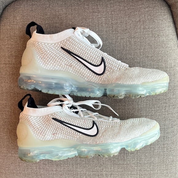 Nike Mens Air VaporMax 2021 FK Shoes - Gray White Black - Picture 4 of 10